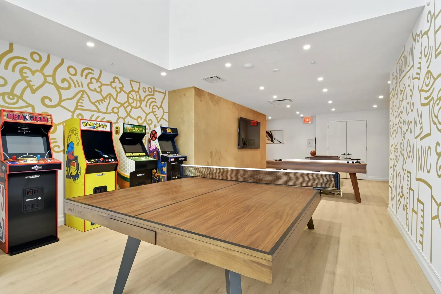 336 Douglass St — Game Lounge II