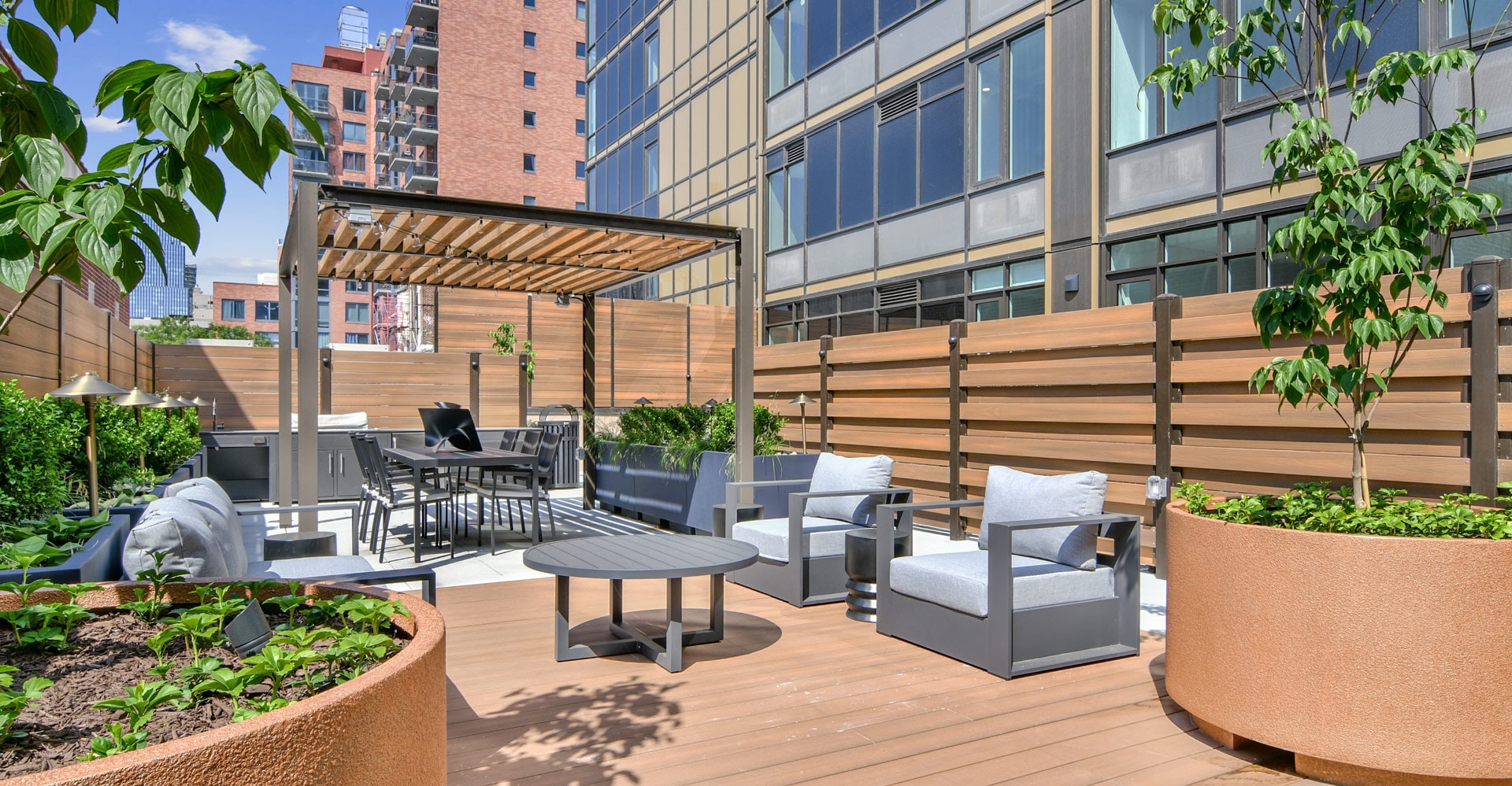 336 Douglass St — Terrace I