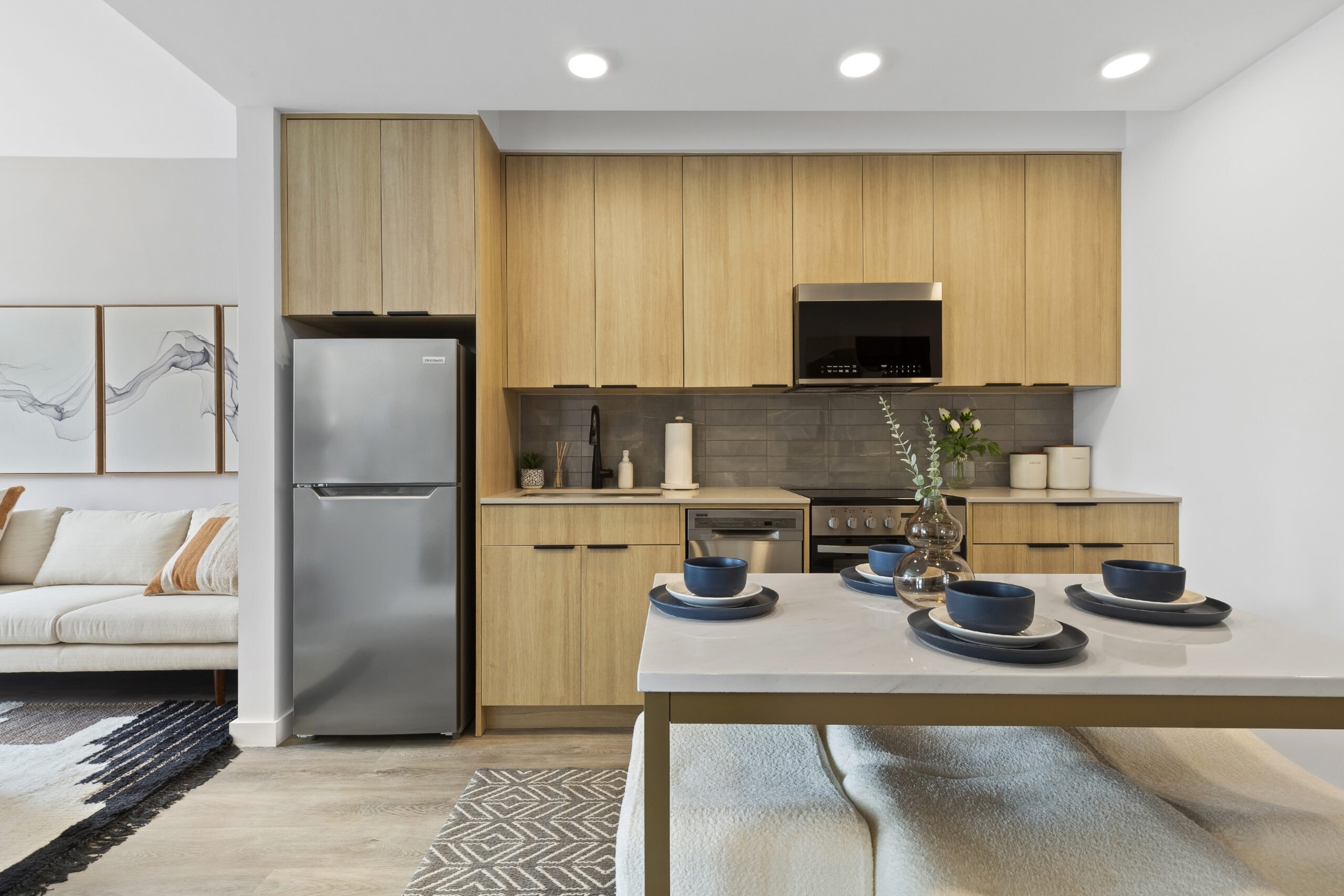 The Motto — Kitchen