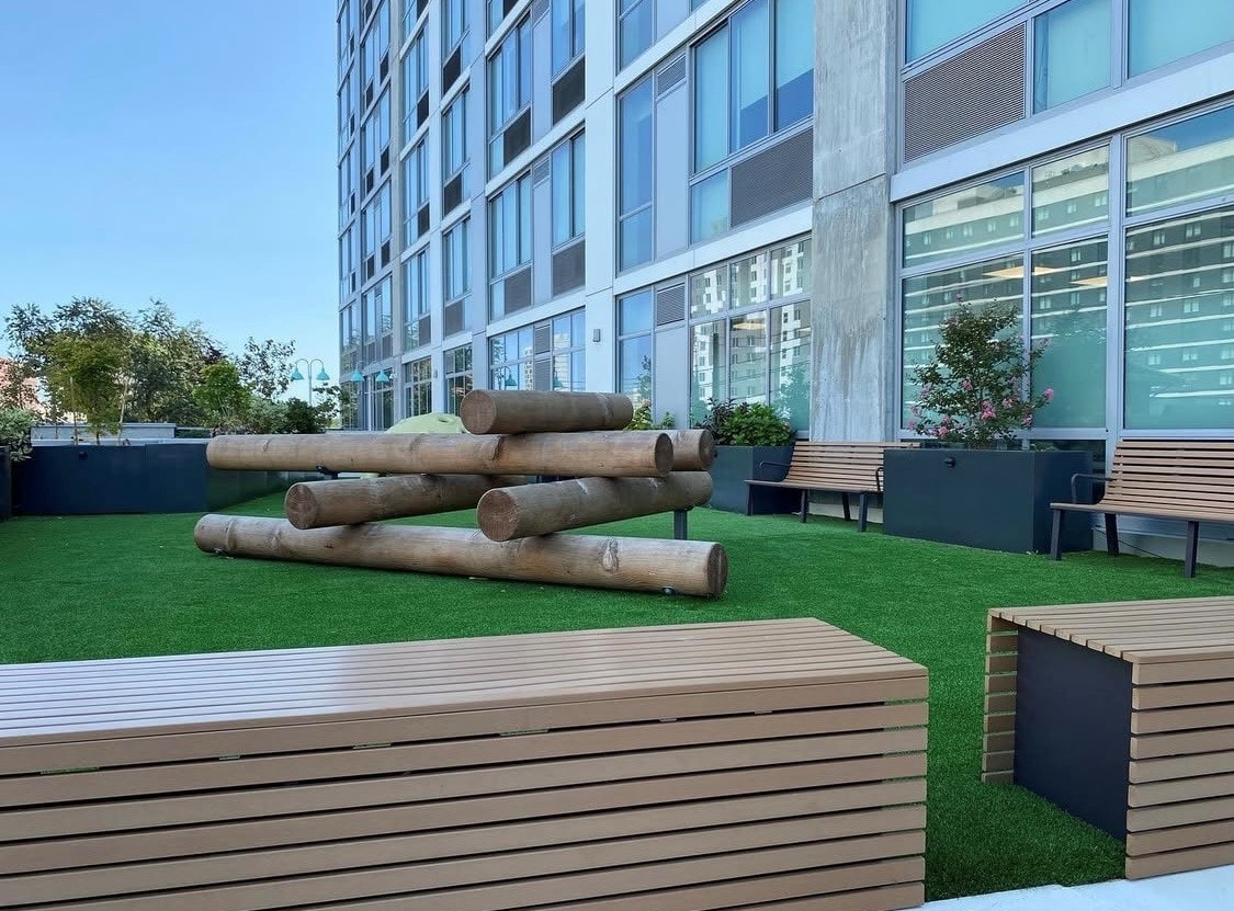 Alvista Rise — Outdoor Terrace